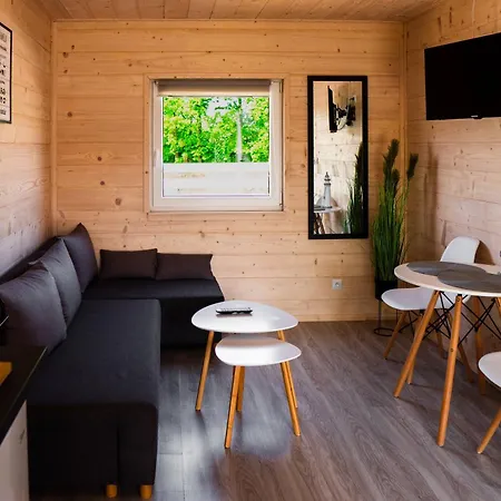 Apartman Przy Lesie *